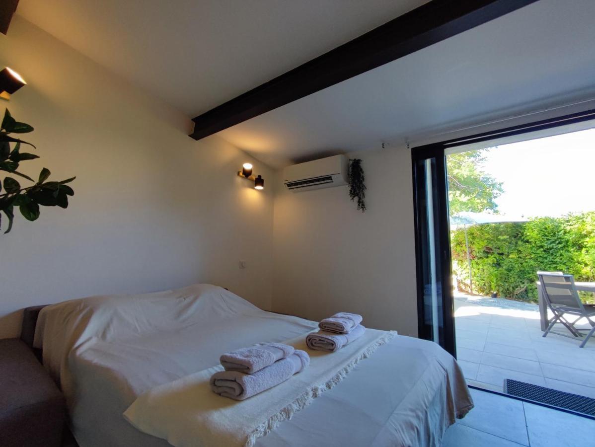 L'Ousto - Studio Avec Magnifique Terrasse A 5 Min De Cassis Roquefort-la-Bédoule Eksteriør billede