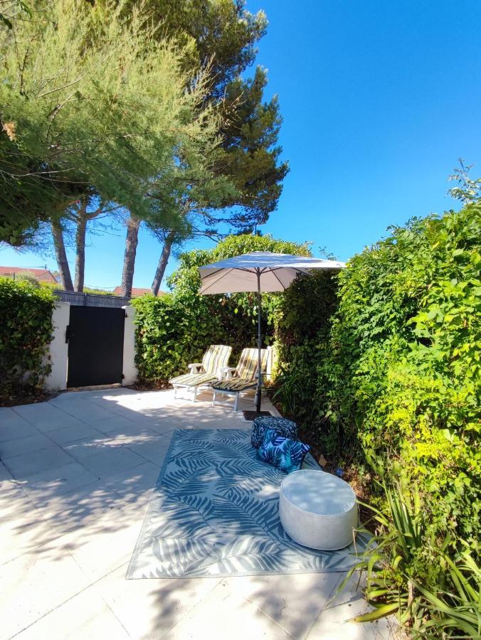 L'Ousto - Studio Avec Magnifique Terrasse A 5 Min De Cassis Roquefort-la-Bédoule Eksteriør billede